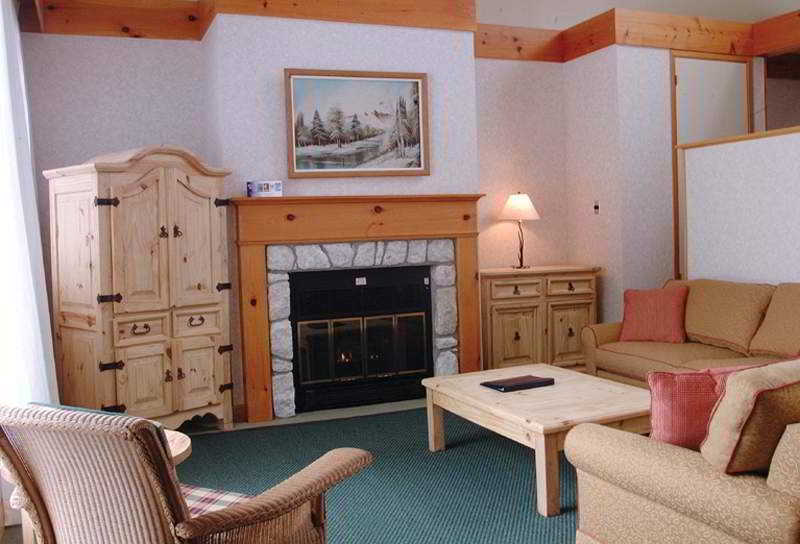 Pinestone Resort, Conference Centre, Spa & Golf Course Haliburton Quarto foto